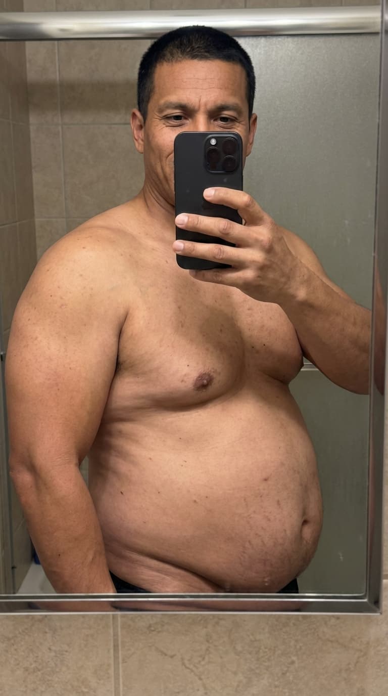 Jaxson 'Jax' Thorne, mirror selfie